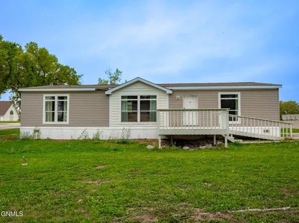 805 27th St W, Williston, ND 58801