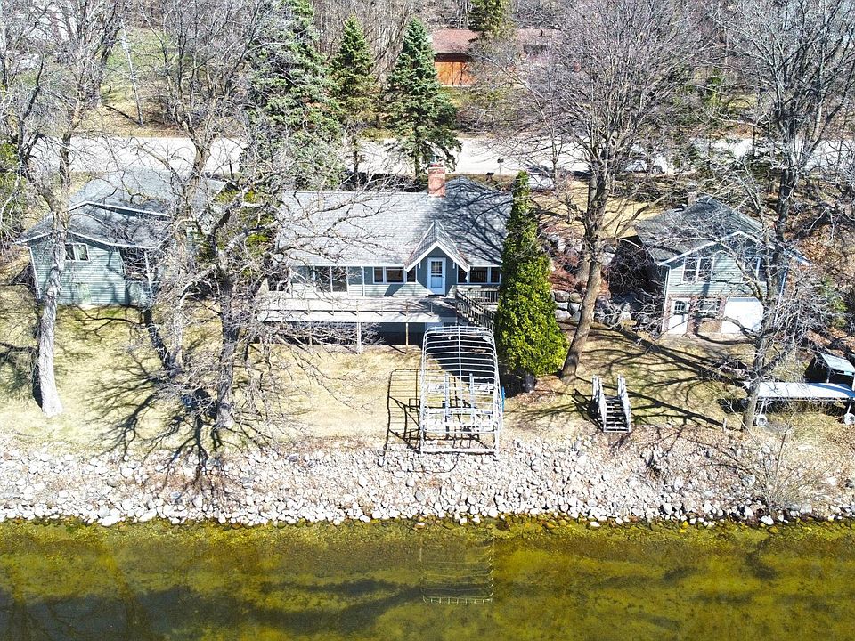 1st image of 14783 Old Lake Rd