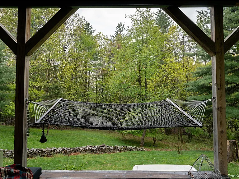 22 McGuffey Rd — Photo 17