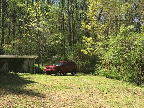 4th image of 836 Bays Mountain Rd