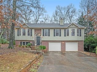 2335 Harbin Oaks Dr, Dacula, GA 30019