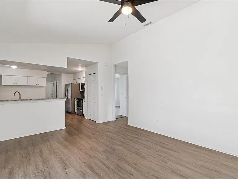 11903 Steppingstone Blvd — Photo 11