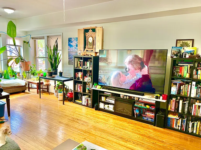 5783 N Ridge Ave #1 — Photo 6
