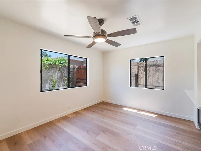 18326 Mansel Ave — Photo 8