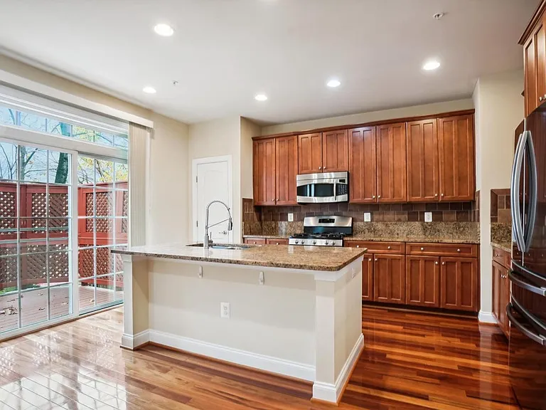 8062 Criaza Branch Ct — Photo 11