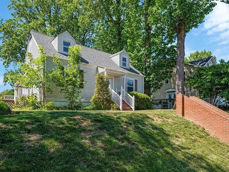 4038 Poplar St — Photo 5