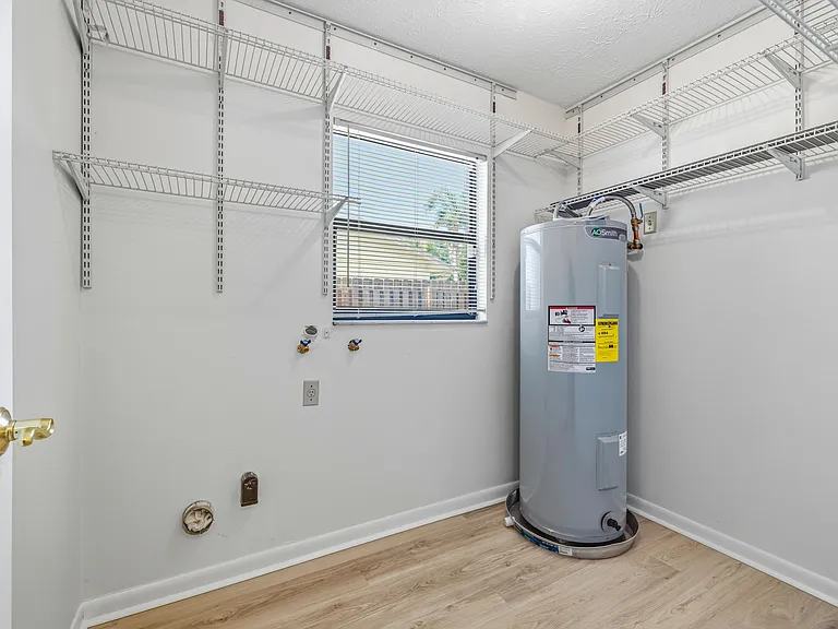 15710 Pinto Pl — Photo 30