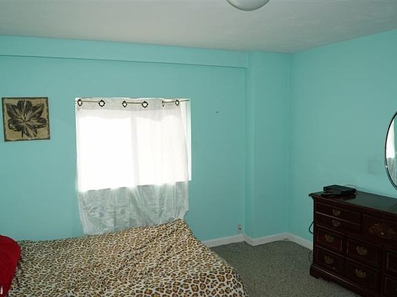 4th image of 97 Commerce Park S #14B