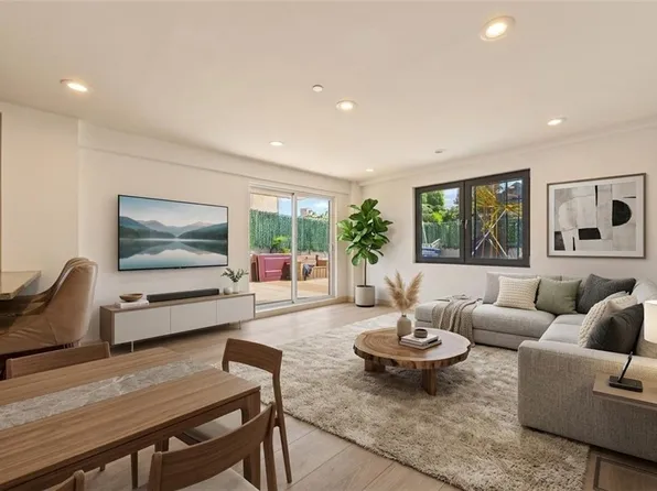 3015 Brighton 6th St APT 2A, Brooklyn, NY 11235