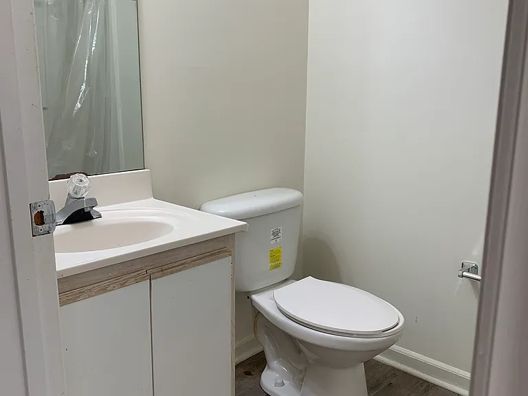 1120 Carlton Ave #304 — Photo 14