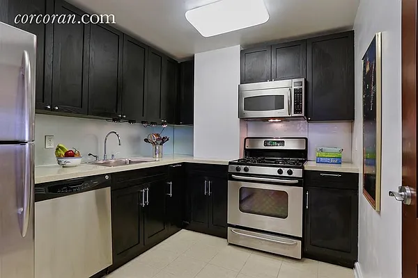 Sold by Corcoran | media 6