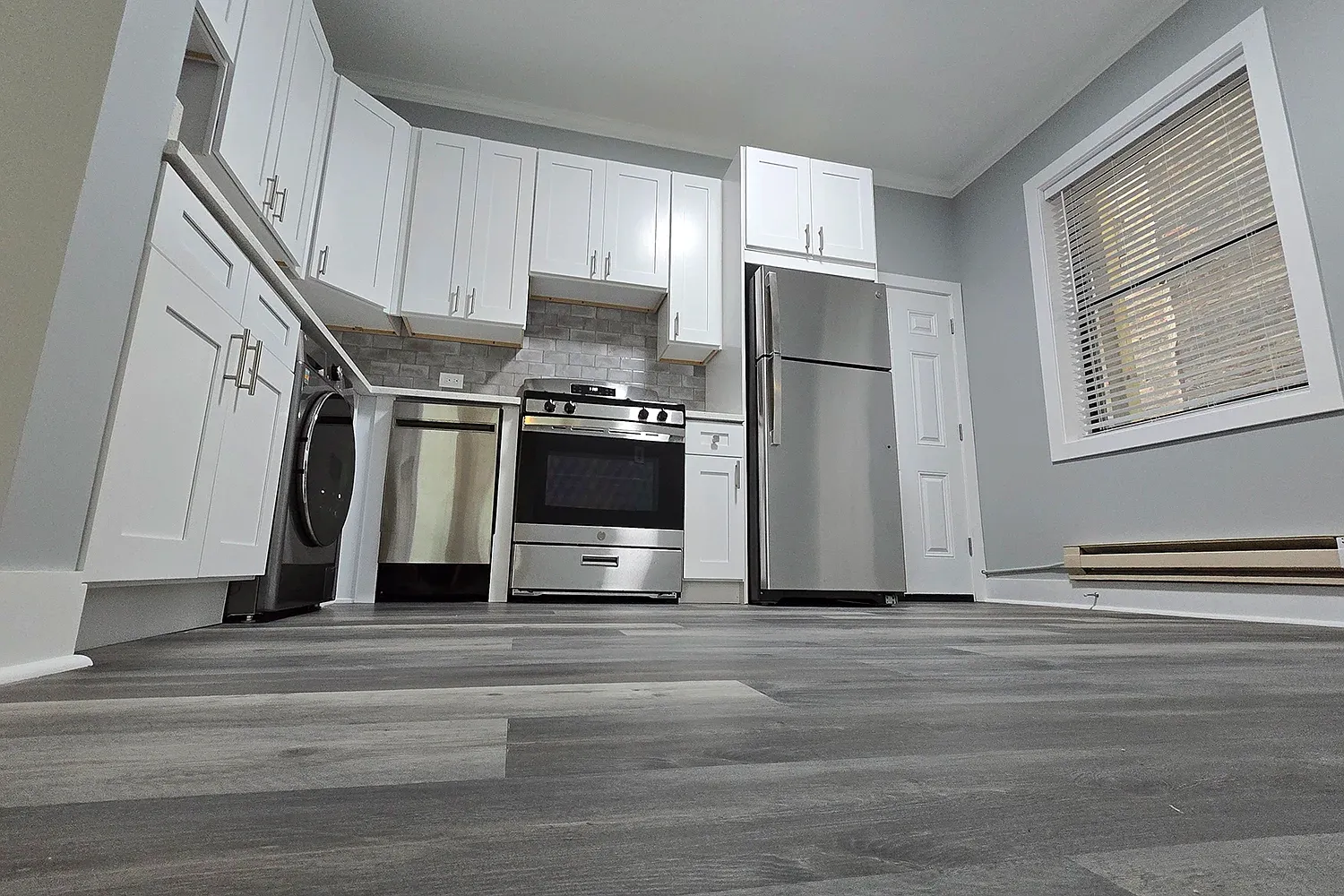 917 W Waveland Ave — Photo 3