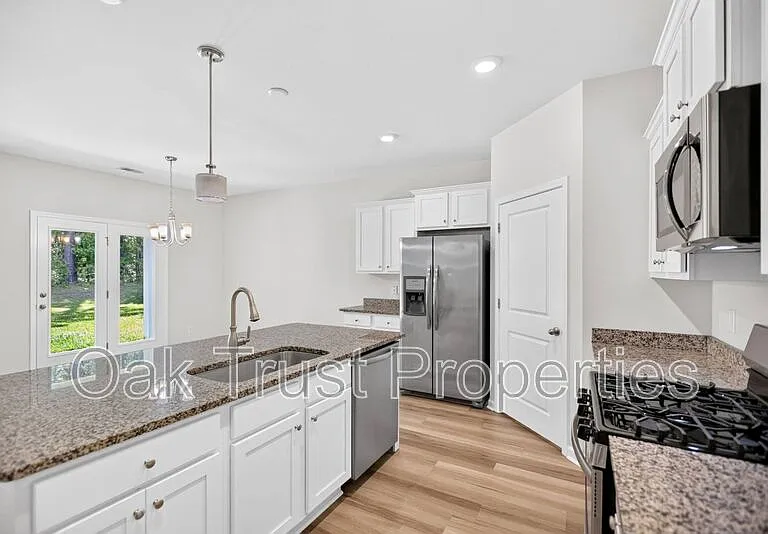 216 Sarcoxie Rd — Photo 4