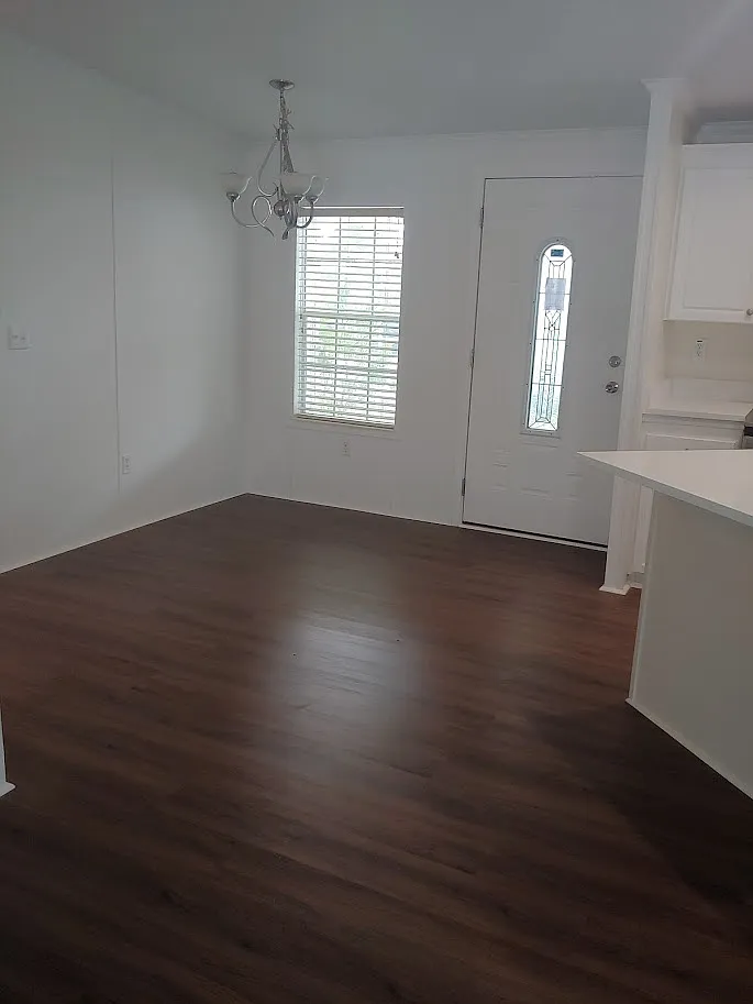 2 bed, 1008 sqft, $1,200 — Photo 4