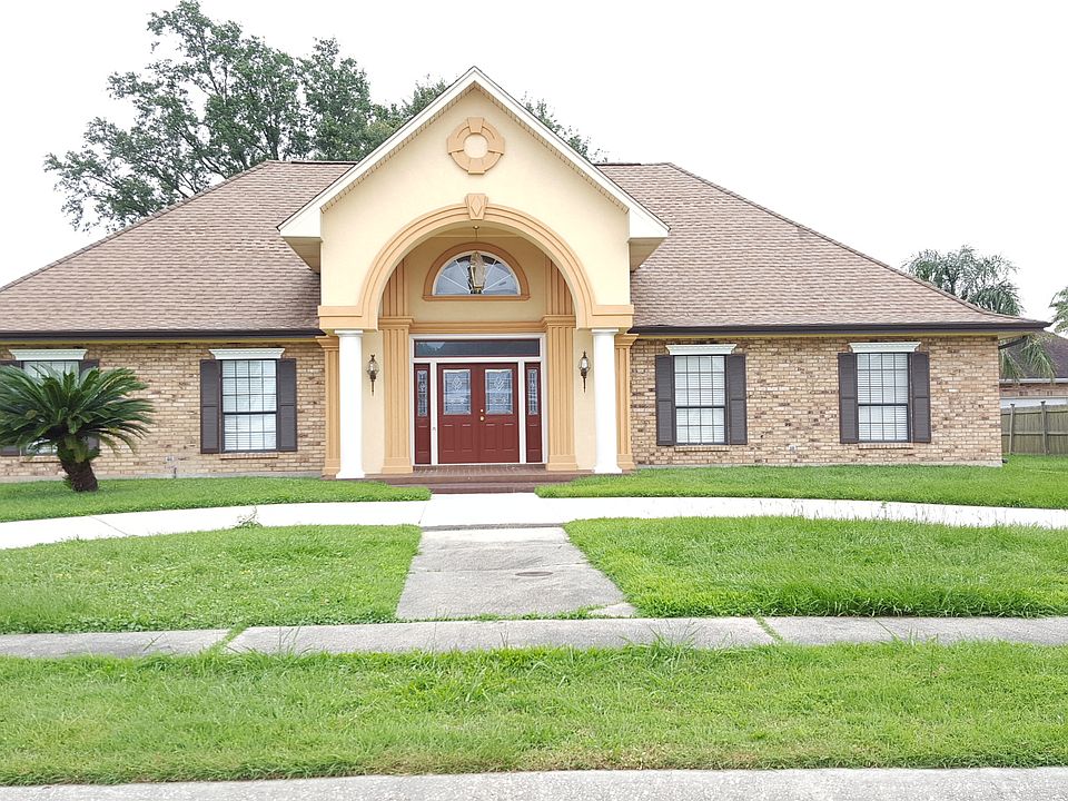 1st image of 5941 Winchester Park Dr