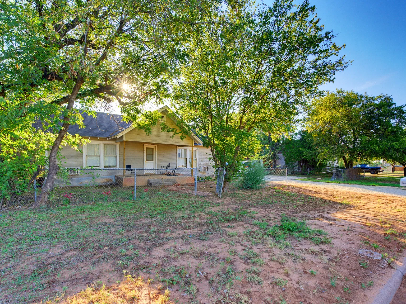 1 bed, 1520 sqft, $1,000 — Photo 3