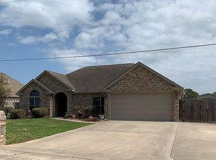 127 Donald St, Bridge City, TX 77611