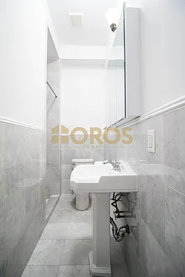 Rented by City Connections Realty | media 11