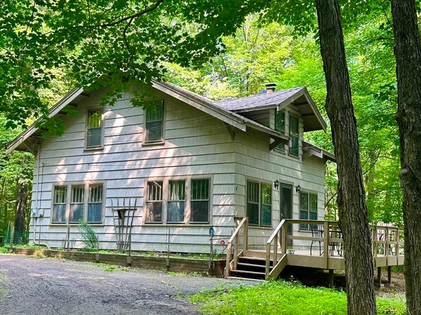 4797 Daniels Rd, Duluth, MN 55811