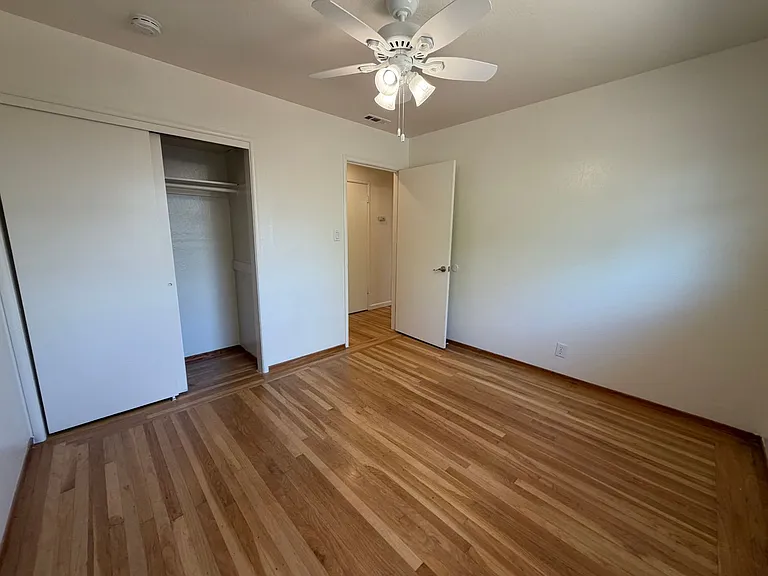 10495 Malaga Way — Photo 15
