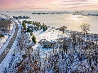 18927 170th St, Perry, IA 50220