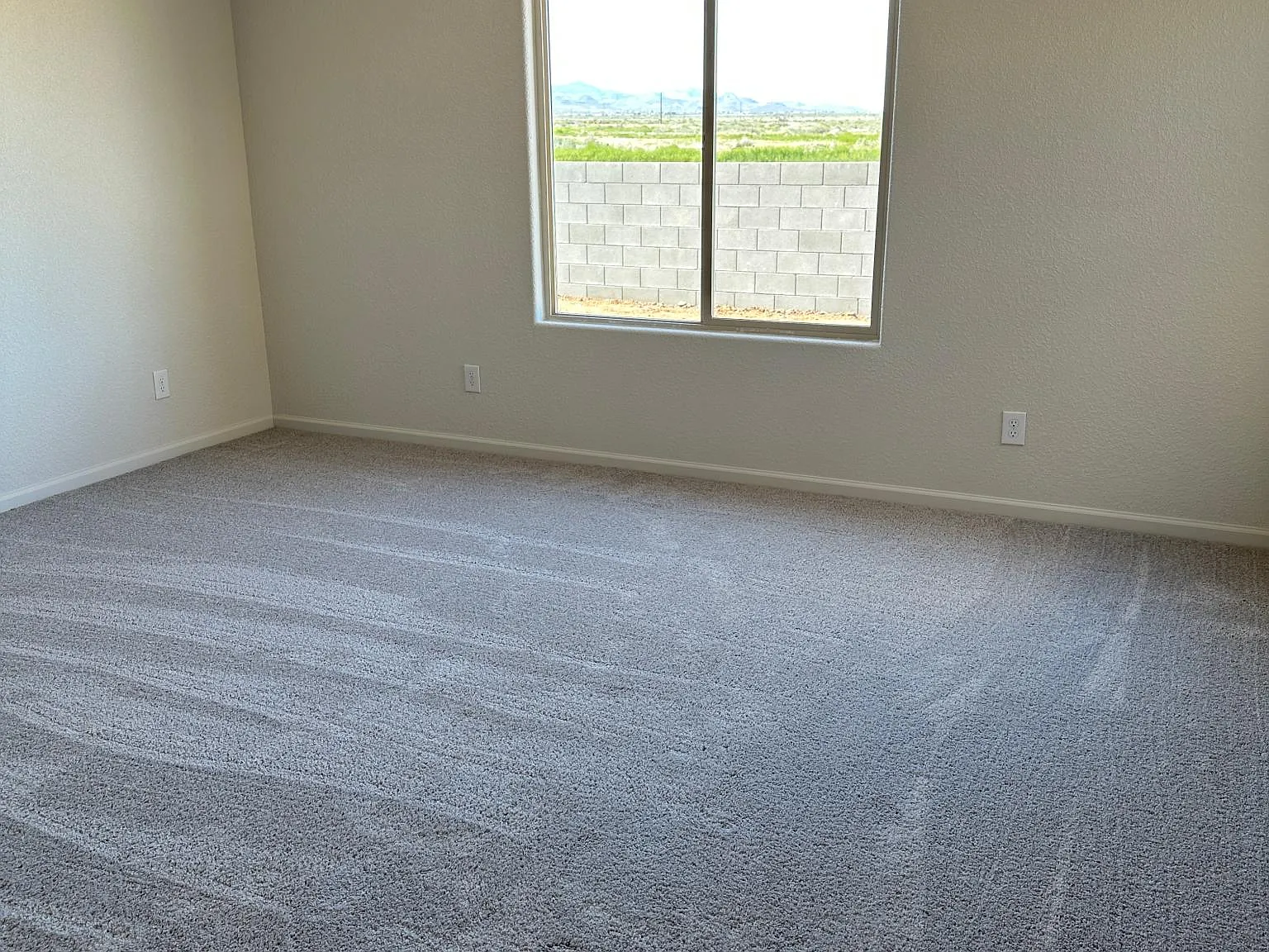 3 bed, 1375 sqft, $1,650 — Photo 4