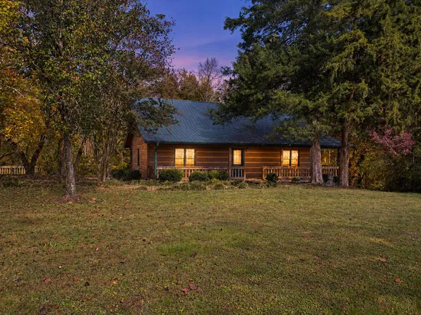 10911 E Brainerd Rd, Apison, TN 37302