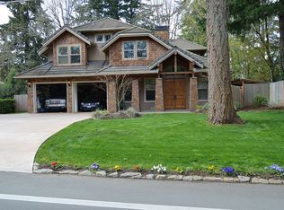 19019 Bryant Rd, Lake Oswego, OR 97034