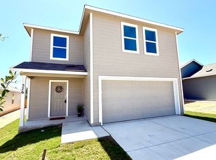 576 Paul Cyn, San Antonio, TX 78253