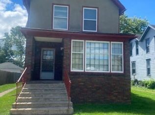 507 4th Ave S, Clinton, IA 52732