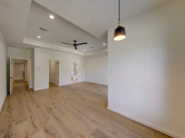 1439 Lawrence St, Houston, TX 77008