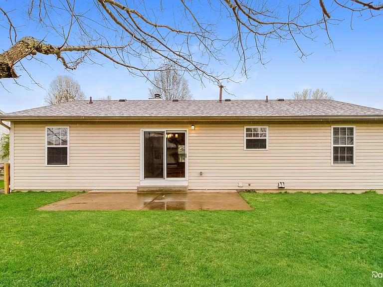 607 Fox Chase Way — Photo 14