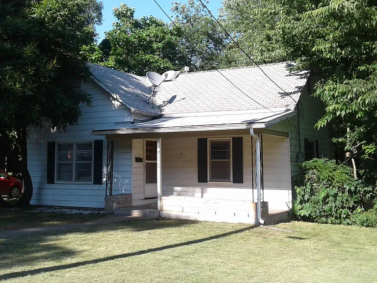 712 N. 6th