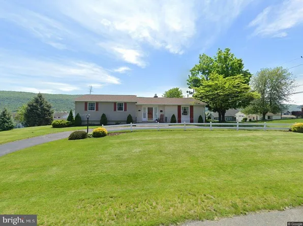 102 Poe St, Belleville, PA 17004