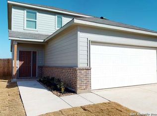 14635 Latigo Loop, Elmendorf, TX 78112