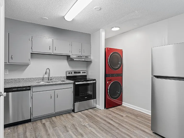 105 Ppoole St #303 — Photo 47