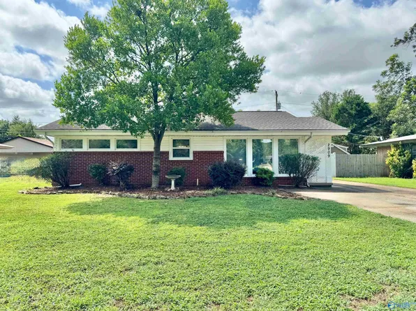 2909 Azalea Rd SW, Huntsville, AL 35805