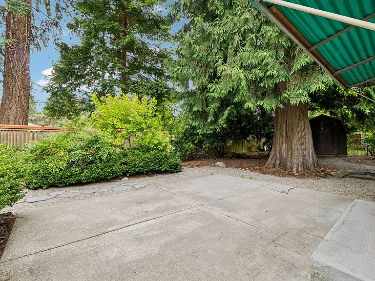 8615 236th St SW — Photo 29
