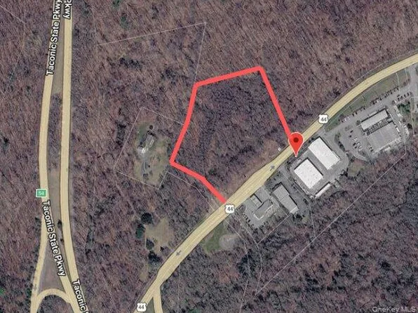 2413 Route 44, Salt Point, NY 12578