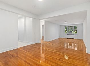 360 W 55th St APT 3A, New York, NY 10019