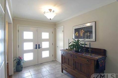 4th image of 4221 Park Hill Dr