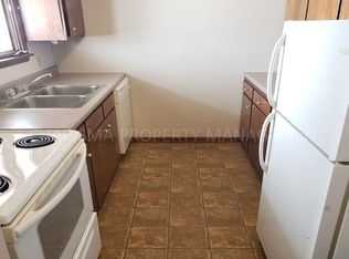 1209 E Hemlock Blvd APT 3, Brandon, SD 57005