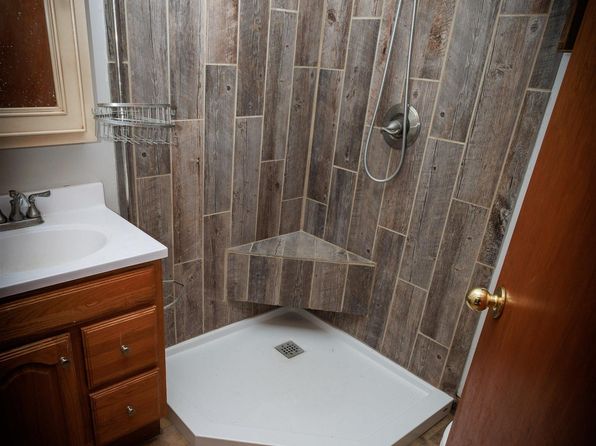 405 Cedar St, Attica, IN 47918