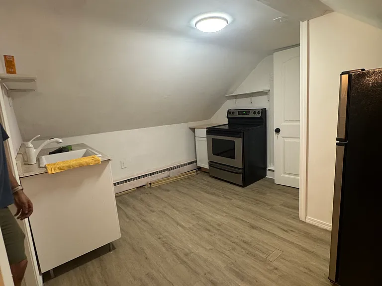 123 Francis Ave #3 — Photo 3