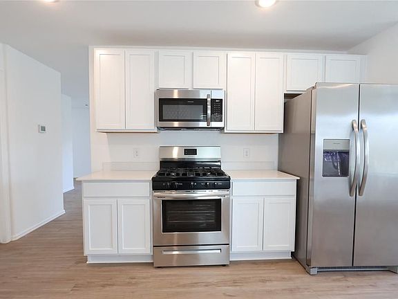 4th image of 27007 Jasmine Breeze Dr