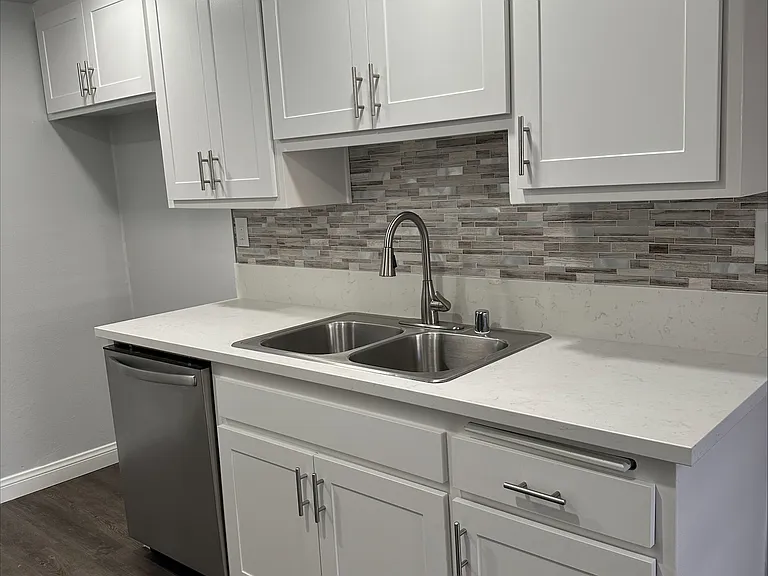 Arroyo Vista Apartments — Photo 19