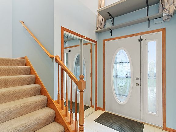 5th image of 209 Sibley Dr