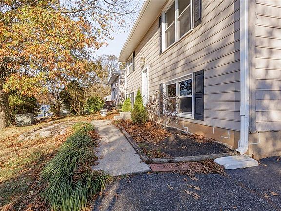 4th image of 8521 Northland Dr