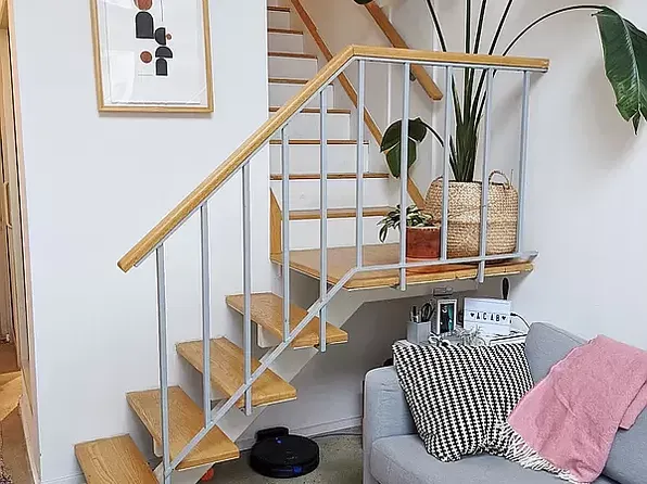 542 Saint Marks Avenue image 2 of 9