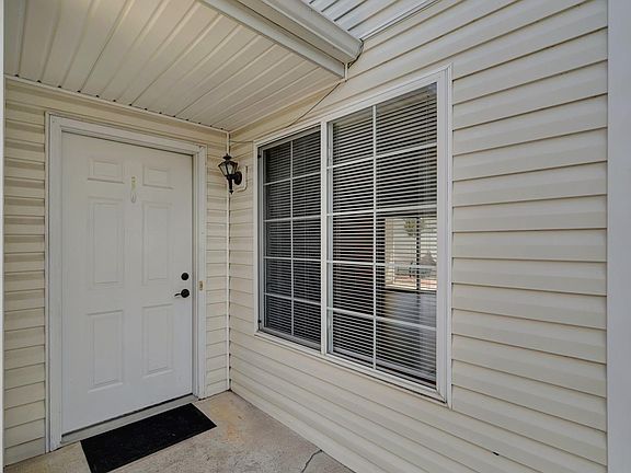4th image of 2207 W Todd Ln